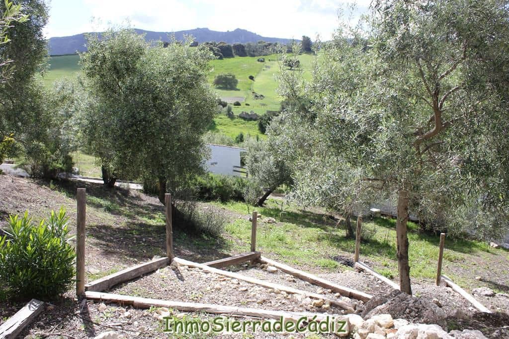 2 bedroom Finca/Country House for sale in Algodonales with garage - € 380,000 (Ref: 8960489)