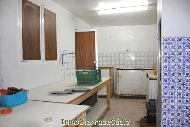 Casa in vendita in Olvera - 170.000 € (Rif: 8966832)