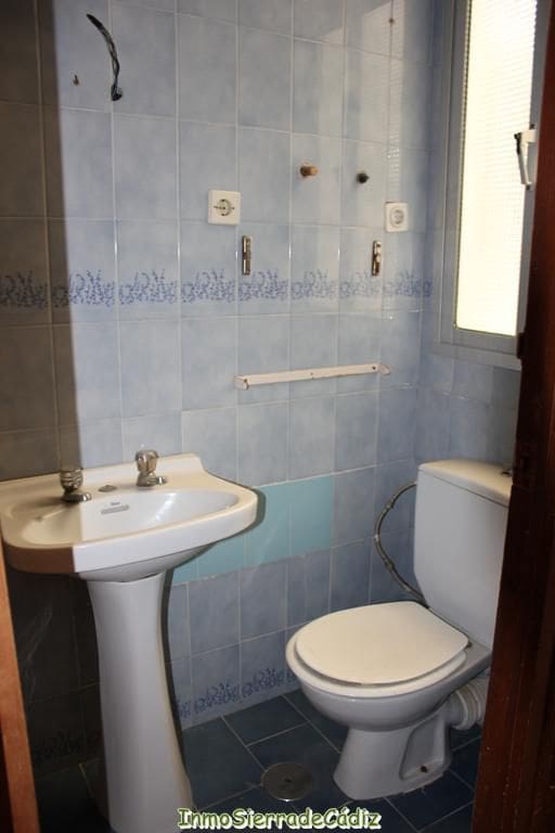 Townhouse for sale in Olvera - € 170,000 (Ref: 8966832)