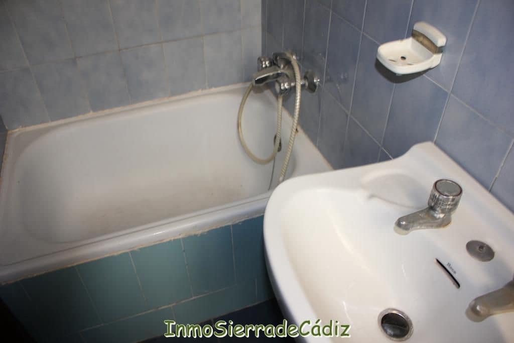 Townhouse for sale in Olvera - € 170,000 (Ref: 8966832)