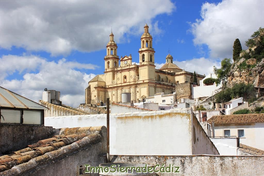 Townhouse for sale in Olvera - € 170,000 (Ref: 8966832)