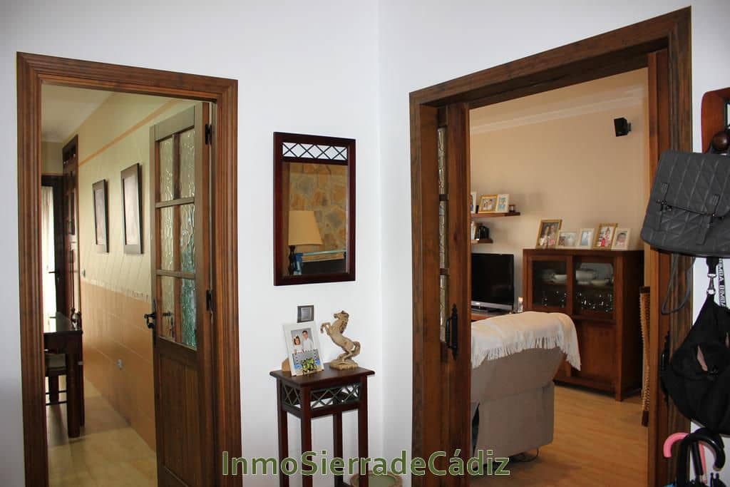 4 soverom Hus til salgs i Olvera med garasje - € 359 000 (Ref: 9041615)