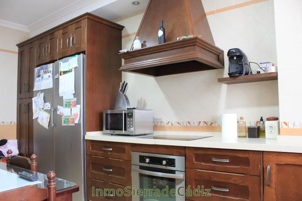 4 soverom Hus til salgs i Olvera med garasje - € 359 000 (Ref: 9041615)