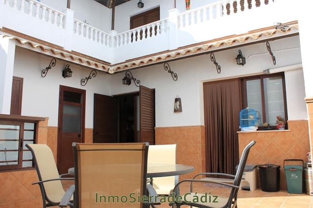 4 slaapkamer Huis te koop in Olvera met garage - € 359.000 (Ref: 9041615)