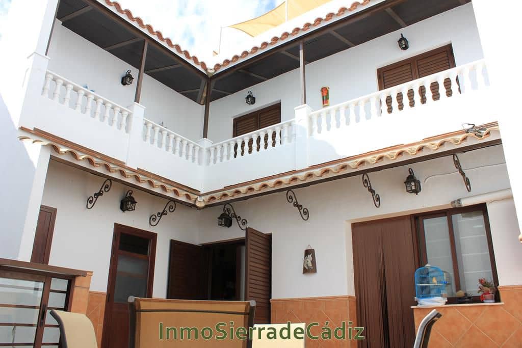 4 soverom Hus til salgs i Olvera med garasje - € 359 000 (Ref: 9041615)