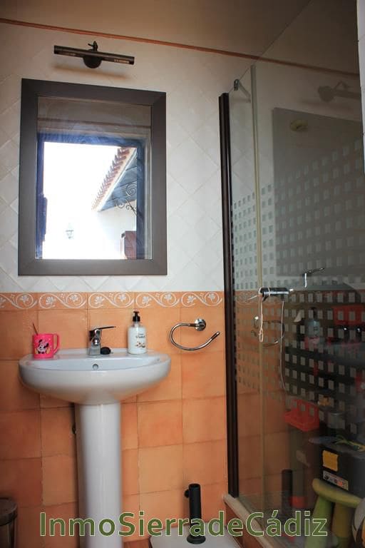 4 soverom Hus til salgs i Olvera med garasje - € 359 000 (Ref: 9041615)