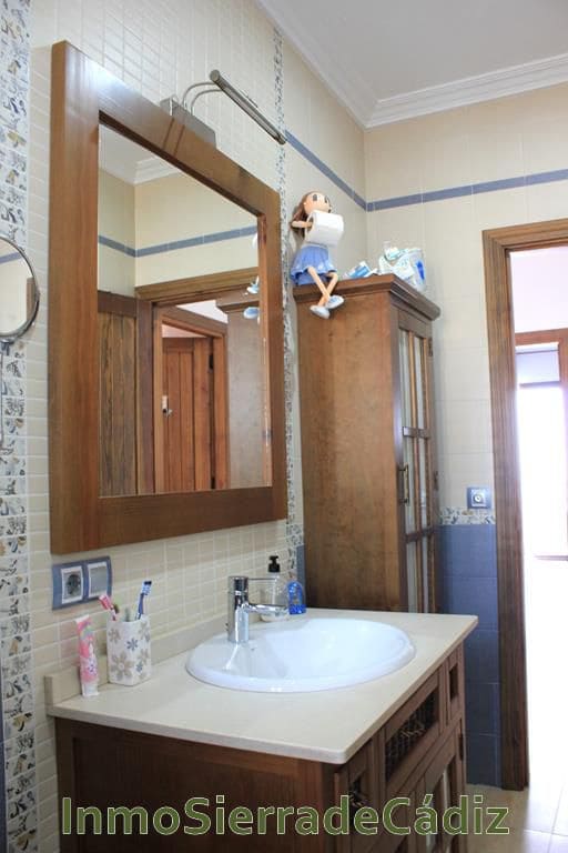 4 soverom Hus til salgs i Olvera med garasje - € 359 000 (Ref: 9041615)