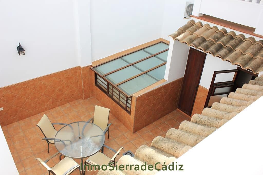 4 soverom Hus til salgs i Olvera med garasje - € 359 000 (Ref: 9041615)