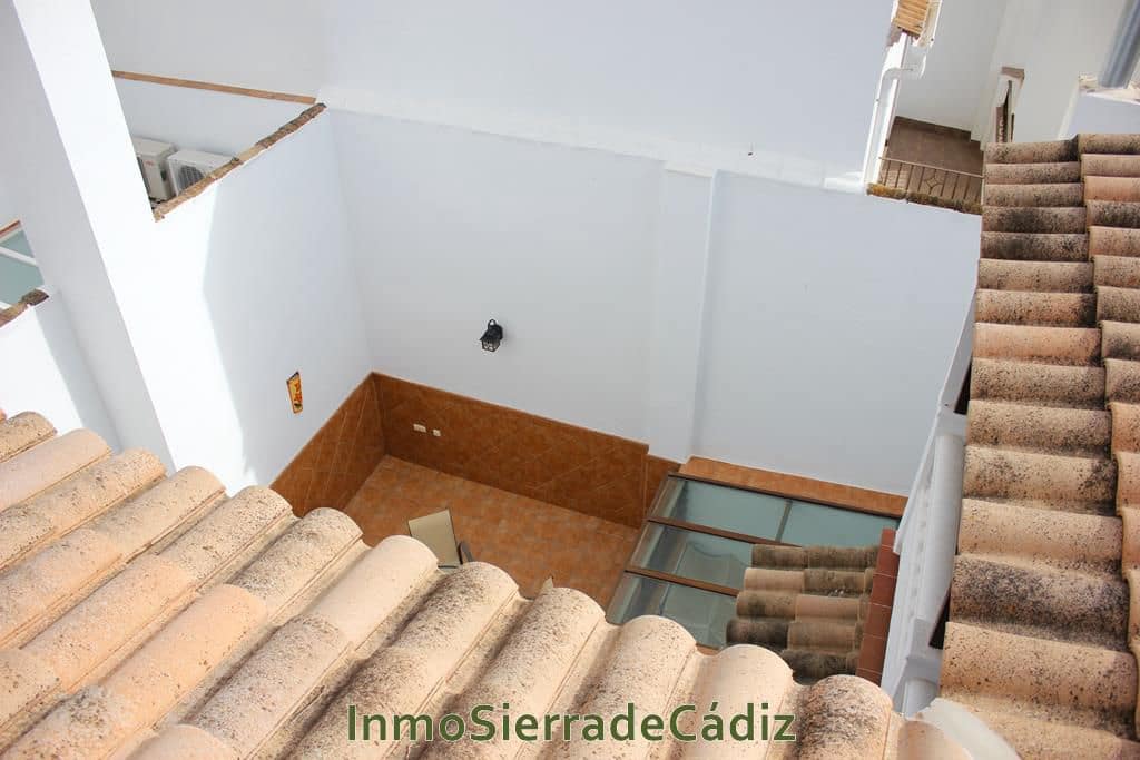 4 soverom Hus til salgs i Olvera med garasje - € 359 000 (Ref: 9041615)