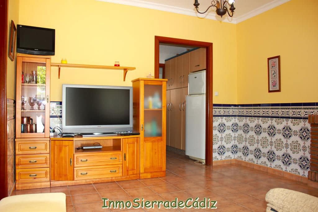 2 soveværelse Finca/Landehus til salg i Algodonales med garage - € 180.000 (Ref: 9075871)