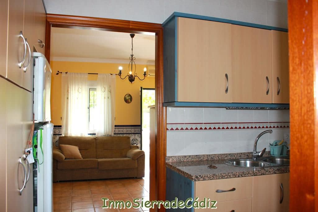 2 soveværelse Finca/Landehus til salg i Algodonales med garage - € 180.000 (Ref: 9075871)