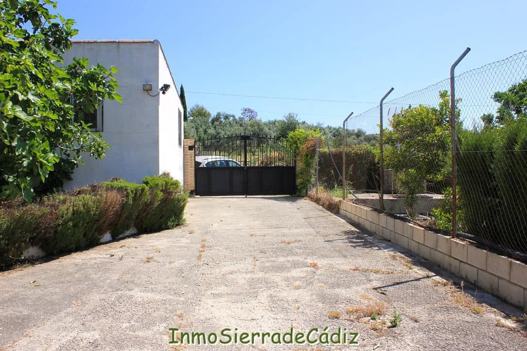 2 soveværelse Finca/Landehus til salg i Algodonales med garage - € 180.000 (Ref: 9075871)