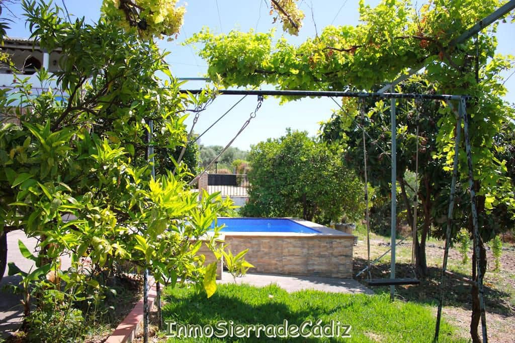 2 soveværelse Finca/Landehus til salg i Algodonales med garage - € 180.000 (Ref: 9075871)