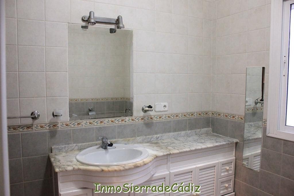 4 soveværelse Byhus til salg i Zahara de la Sierra - € 165.000 (Ref: 9117066)