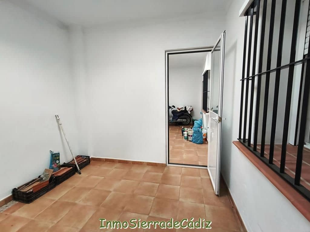 4 soveværelse Byhus til salg i Zahara de la Sierra - € 165.000 (Ref: 9117066)