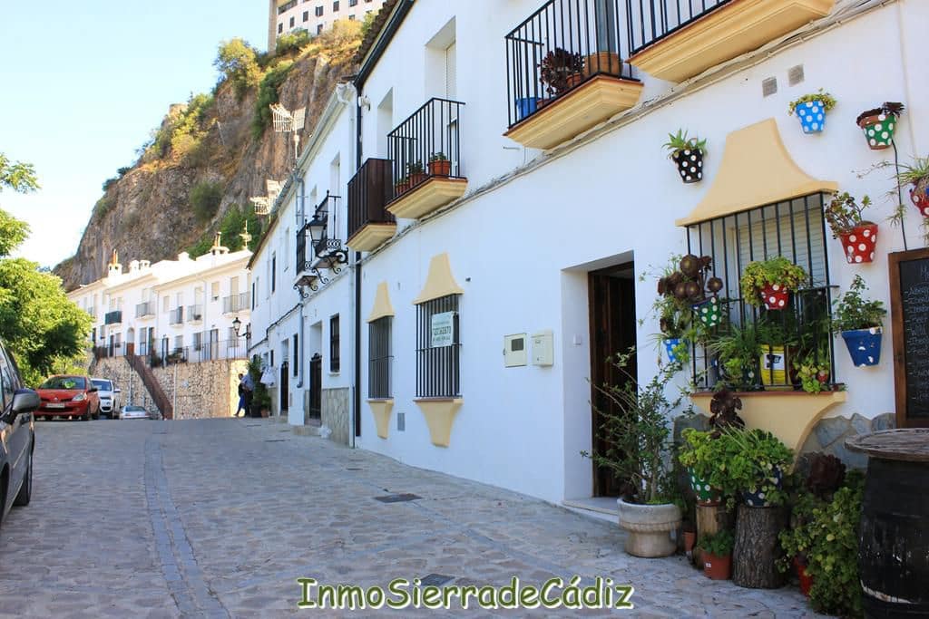 4 soveværelse Byhus til salg i Zahara de la Sierra - € 165.000 (Ref: 9117066)