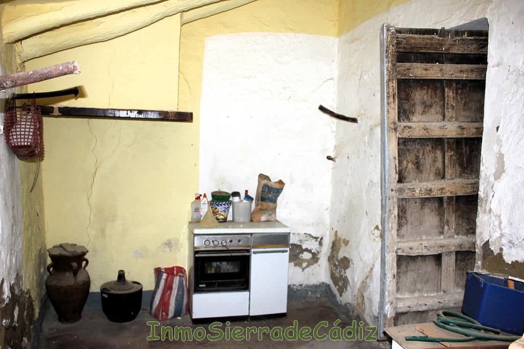 4 slaapkamer Huis te koop in Olvera - € 79.000 (Ref: 9134716)