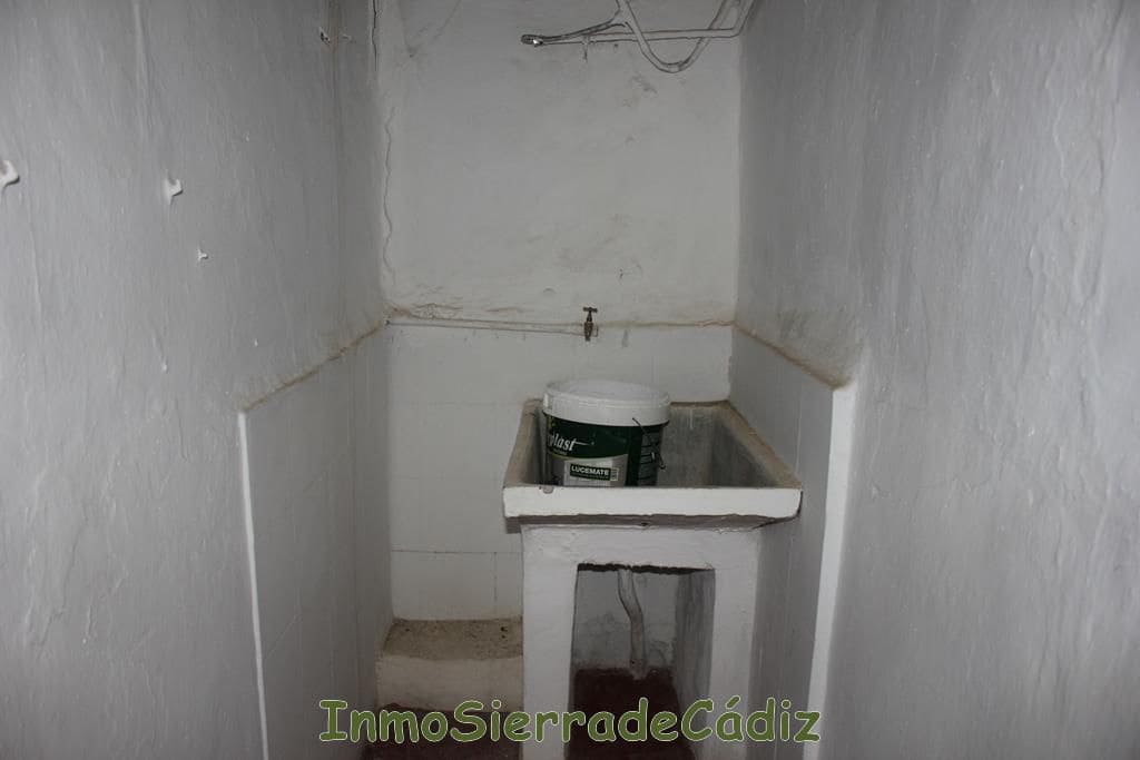 4 slaapkamer Huis te koop in Olvera - € 79.000 (Ref: 9134716)