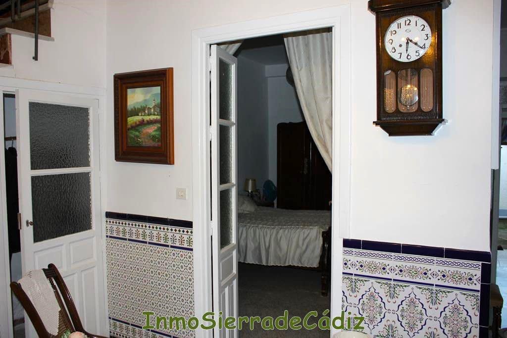 4 slaapkamer Huis te koop in Olvera - € 79.000 (Ref: 9134716)