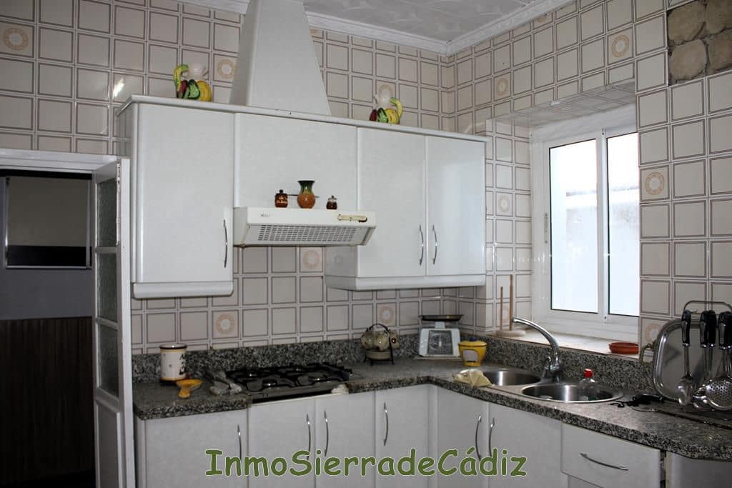 4 slaapkamer Huis te koop in Olvera - € 79.000 (Ref: 9134716)