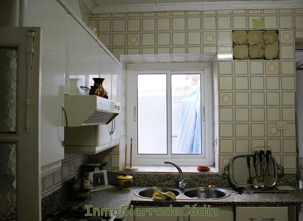 4 slaapkamer Huis te koop in Olvera - € 79.000 (Ref: 9134716)