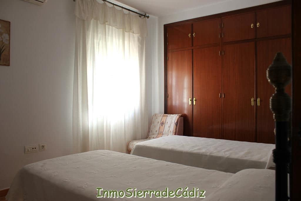 5 soveværelse Villa til salg i Algodonales med garage - € 249.000 (Ref: 9156151)