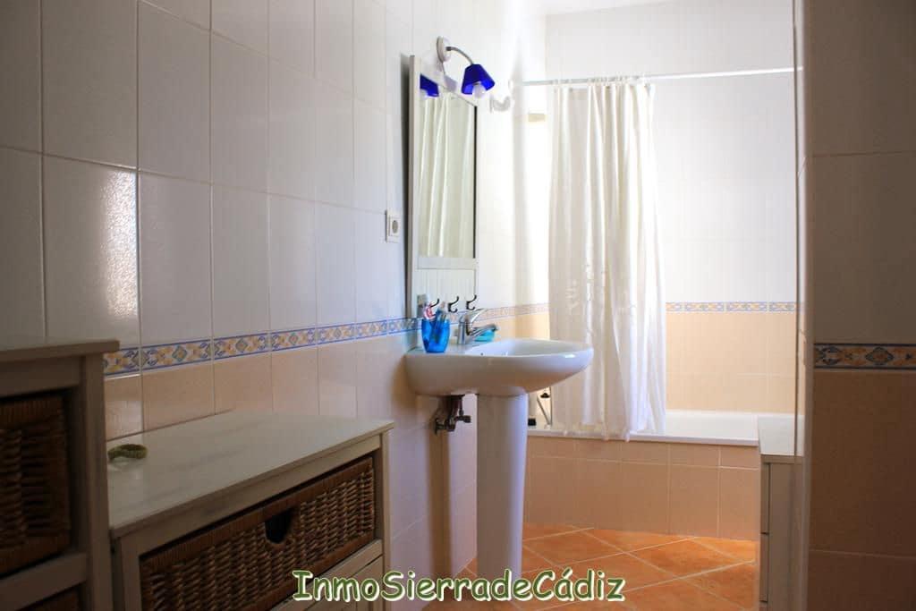 5 soveværelse Villa til salg i Algodonales med garage - € 249.000 (Ref: 9156151)