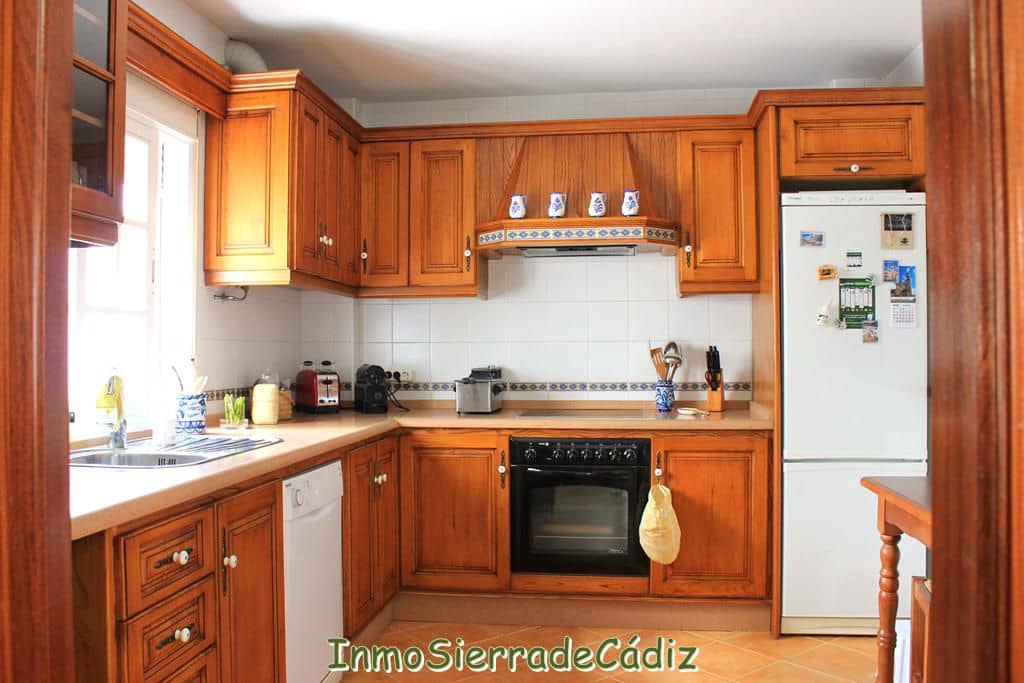 5 soveværelse Villa til salg i Algodonales med garage - € 249.000 (Ref: 9156151)