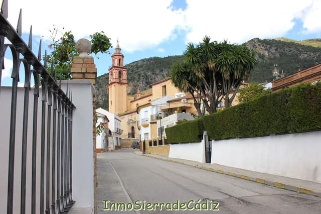 5 slaapkamer Villa te koop in Algodonales met garage - € 249.000 (Ref: 9156151)