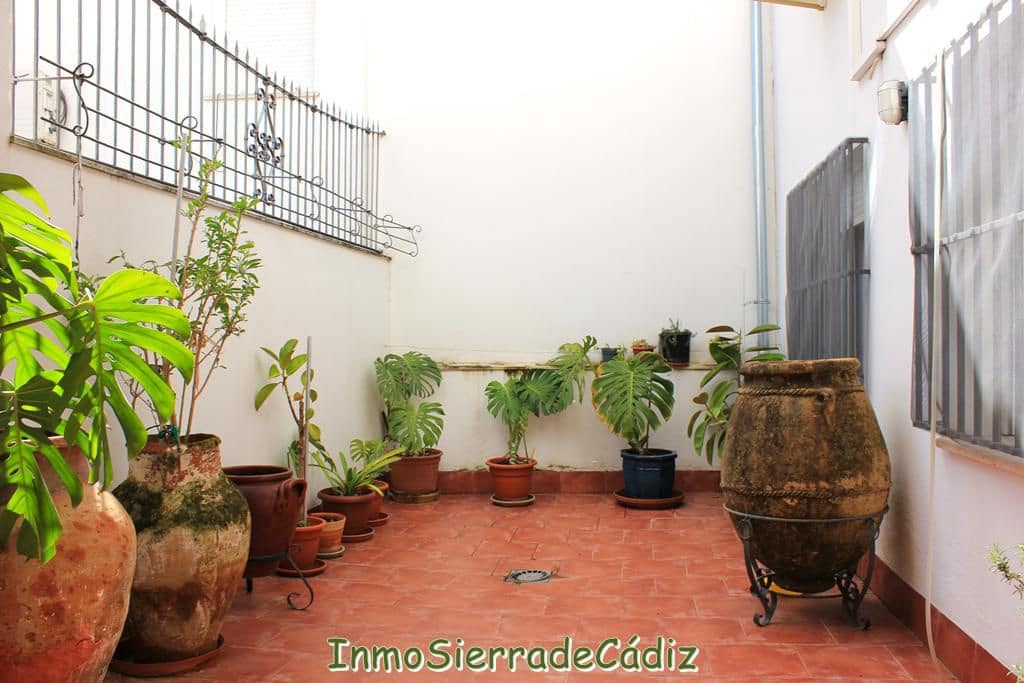 5 soveværelse Villa til salg i Algodonales med garage - € 249.000 (Ref: 9156151)