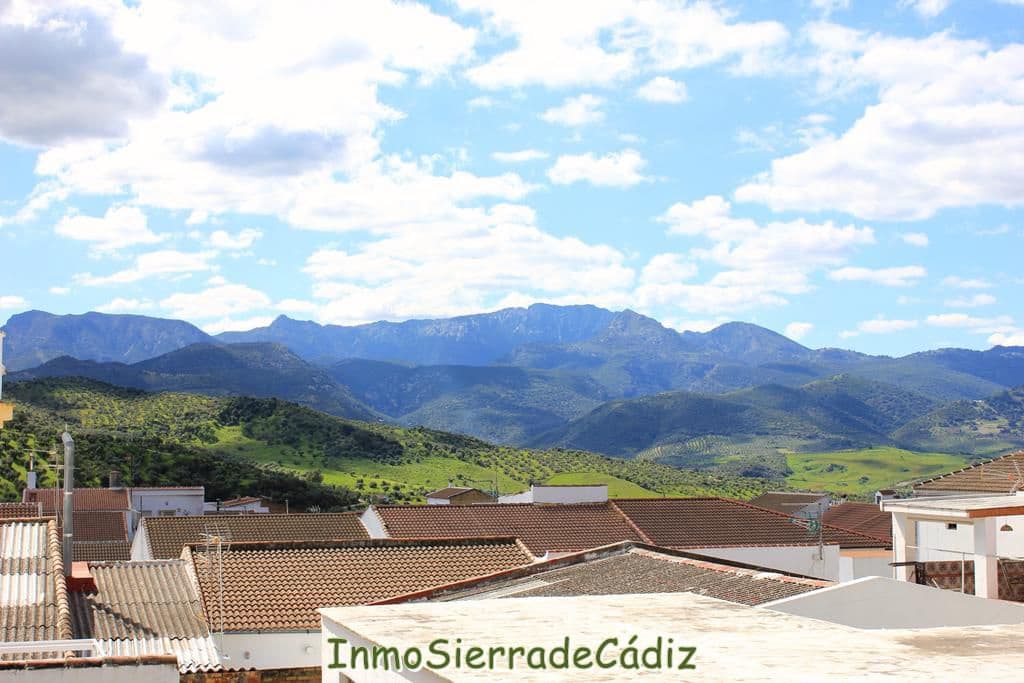 5 soveværelse Villa til salg i Algodonales med garage - € 249.000 (Ref: 9156151)