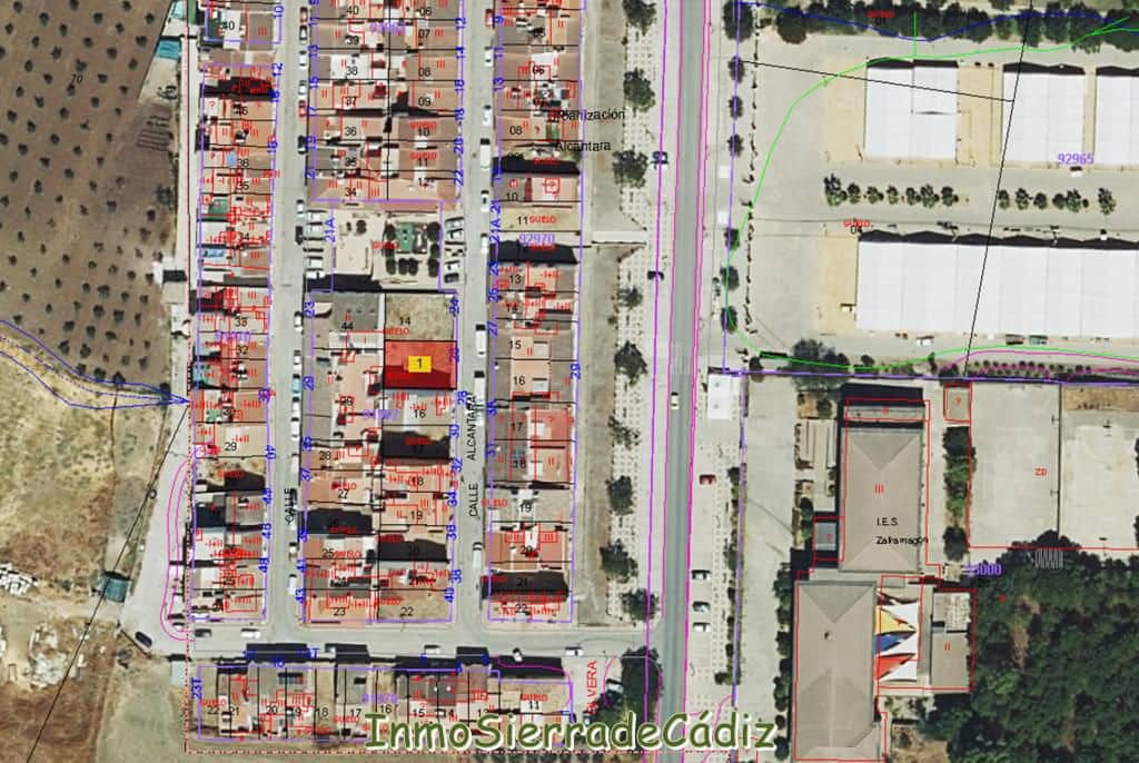 Grunde uden byggetilladelser til salg i Olvera - € 59.000 (Ref: 9161299)