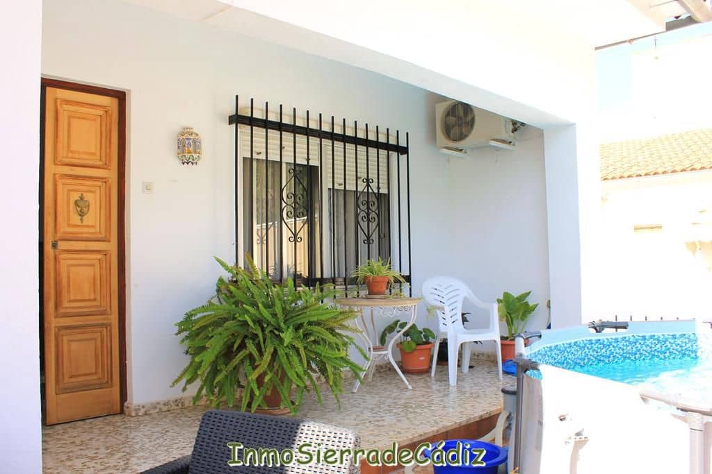 6 soveværelse Byhus til salg i Algodonales med garage - € 225.000 (Ref: 9177793)