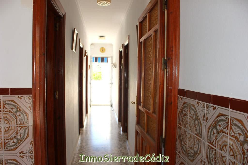 6 soveværelse Byhus til salg i Algodonales med garage - € 225.000 (Ref: 9177793)