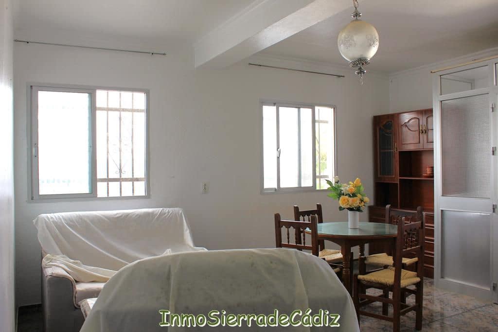 6 soveværelse Byhus til salg i Algodonales med garage - € 225.000 (Ref: 9177793)