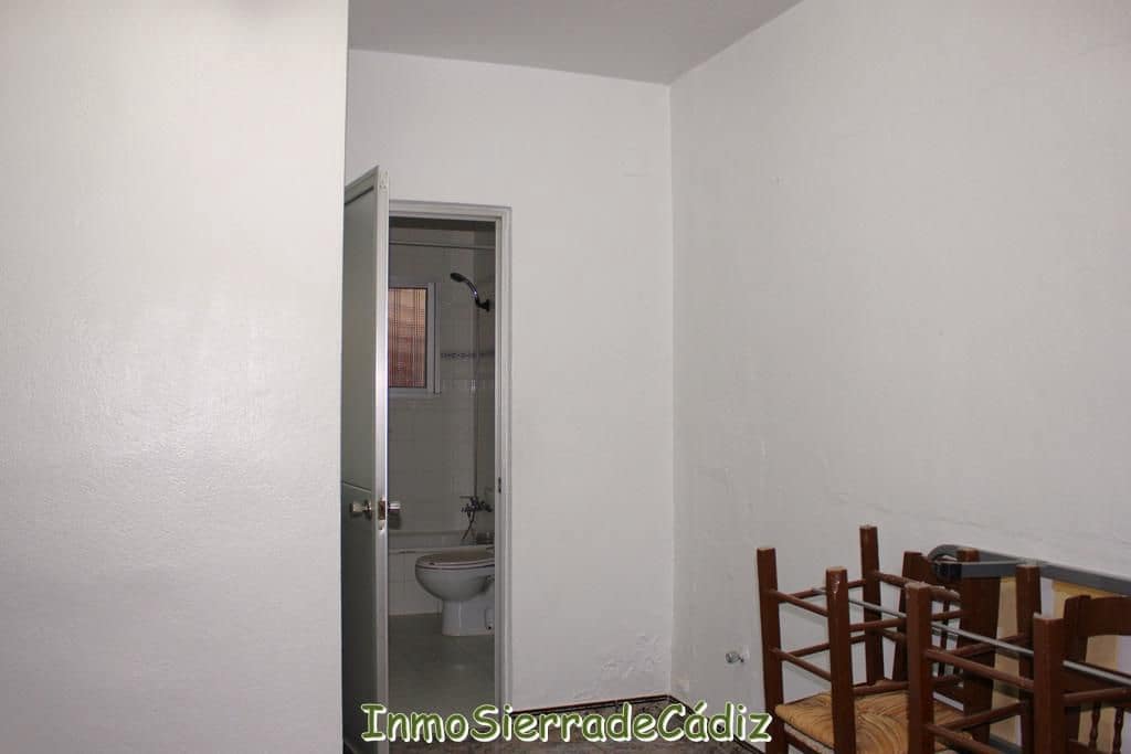 6 soveværelse Byhus til salg i Algodonales med garage - € 225.000 (Ref: 9177793)