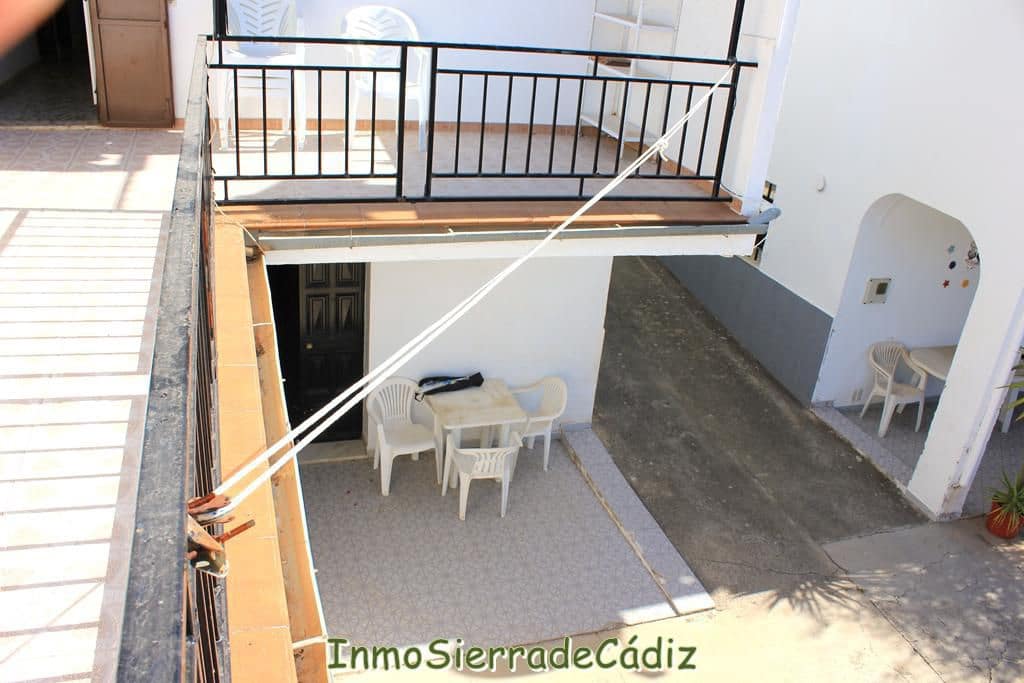 6 soveværelse Byhus til salg i Algodonales med garage - € 225.000 (Ref: 9177793)