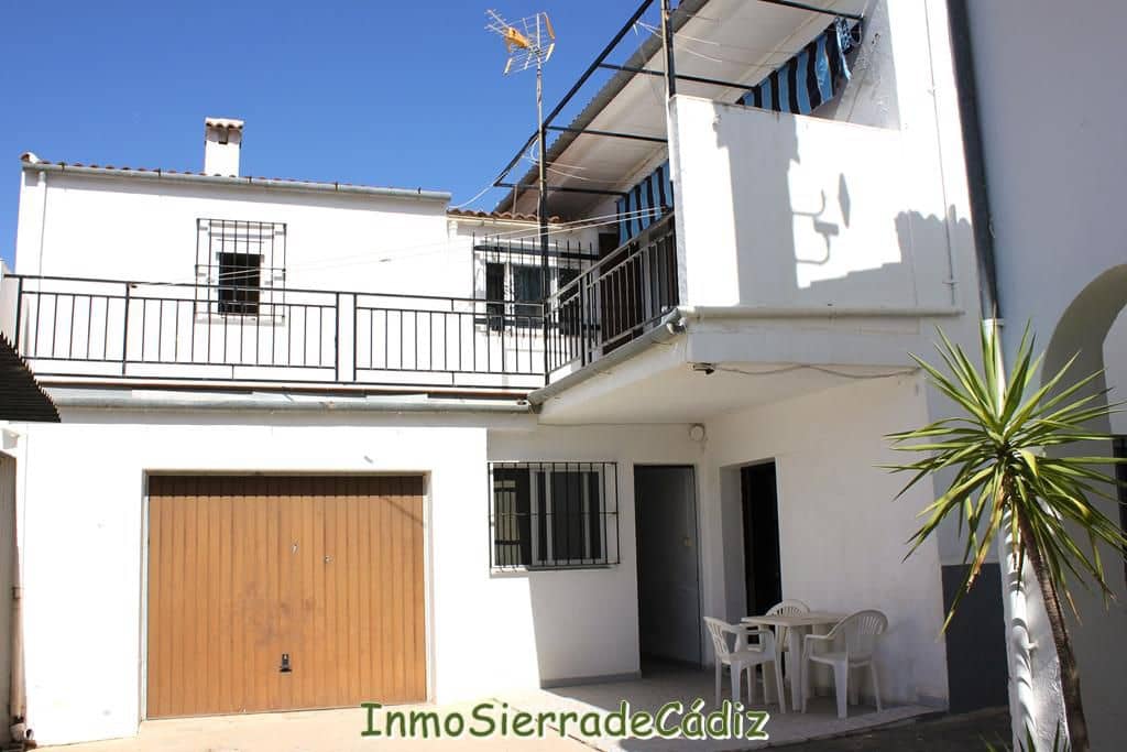 6 soveværelse Byhus til salg i Algodonales med garage - € 225.000 (Ref: 9177793)