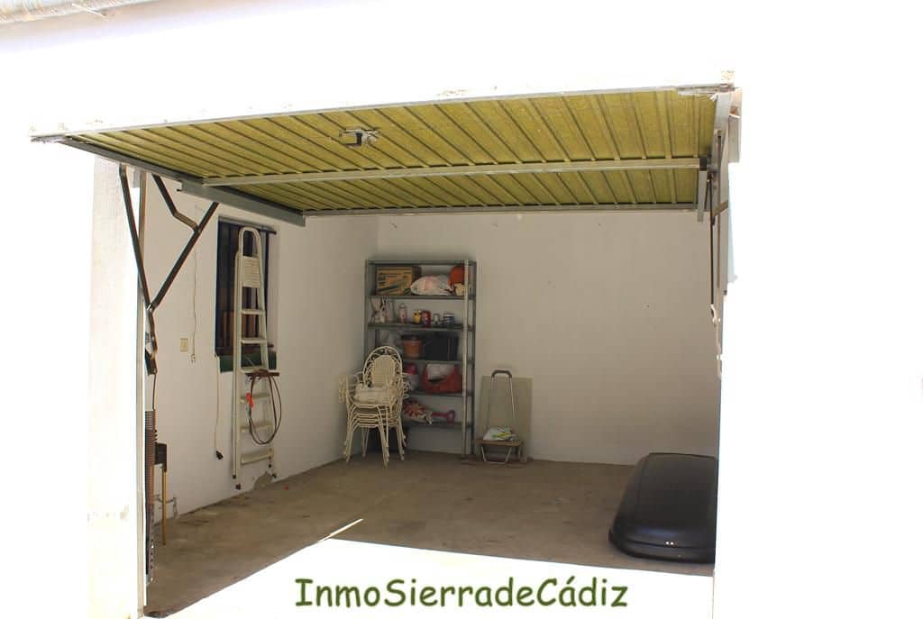 6 soveværelse Byhus til salg i Algodonales med garage - € 225.000 (Ref: 9177793)