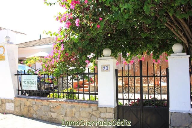 6 soverom Hus til salgs i Algodonales med garasje - € 225 000 (Ref: 9177793)