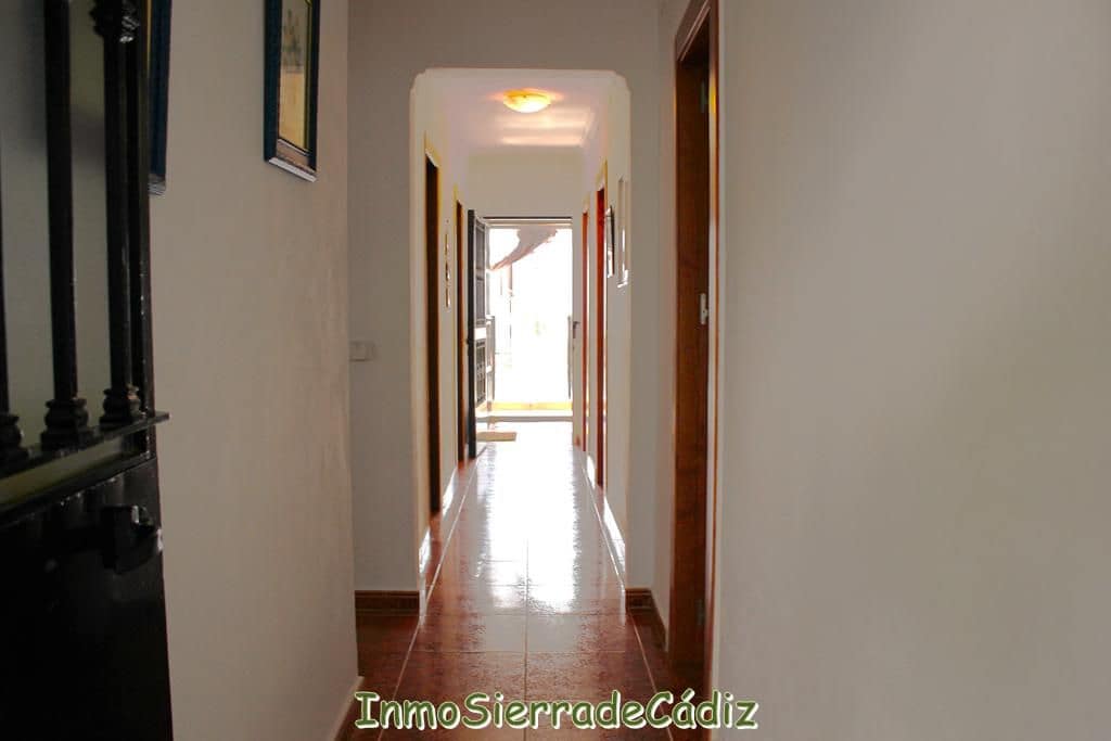 6 soveværelse Byhus til salg i Algodonales med garage - € 220.000 (Ref: 9189214)