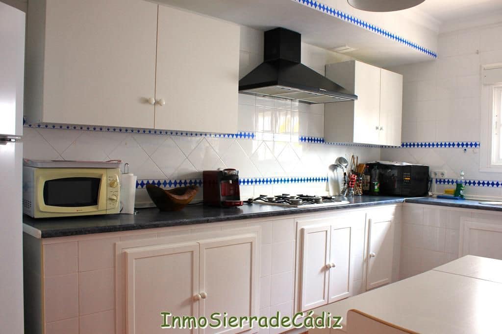 6 soveværelse Byhus til salg i Algodonales med garage - € 220.000 (Ref: 9189214)