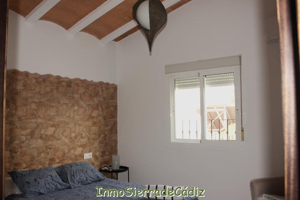 6 soveværelse Byhus til salg i Algodonales med garage - € 220.000 (Ref: 9189214)