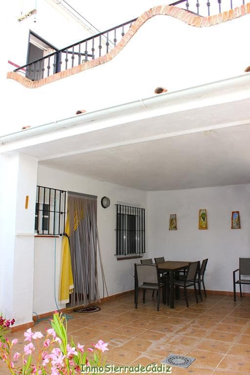 6 soveværelse Byhus til salg i Algodonales med garage - € 220.000 (Ref: 9189214)