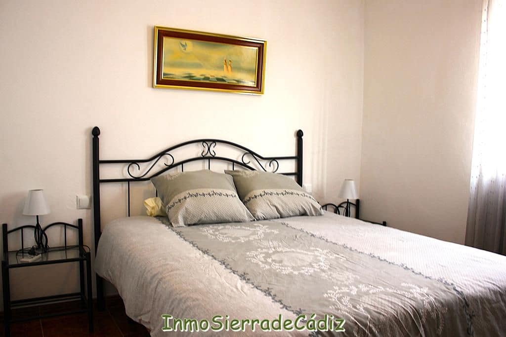 6 soveværelse Byhus til salg i Algodonales med garage - € 220.000 (Ref: 9189214)