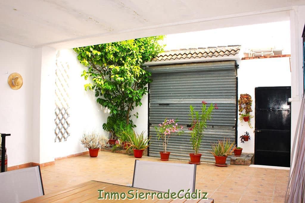 6 soveværelse Byhus til salg i Algodonales med garage - € 220.000 (Ref: 9189214)