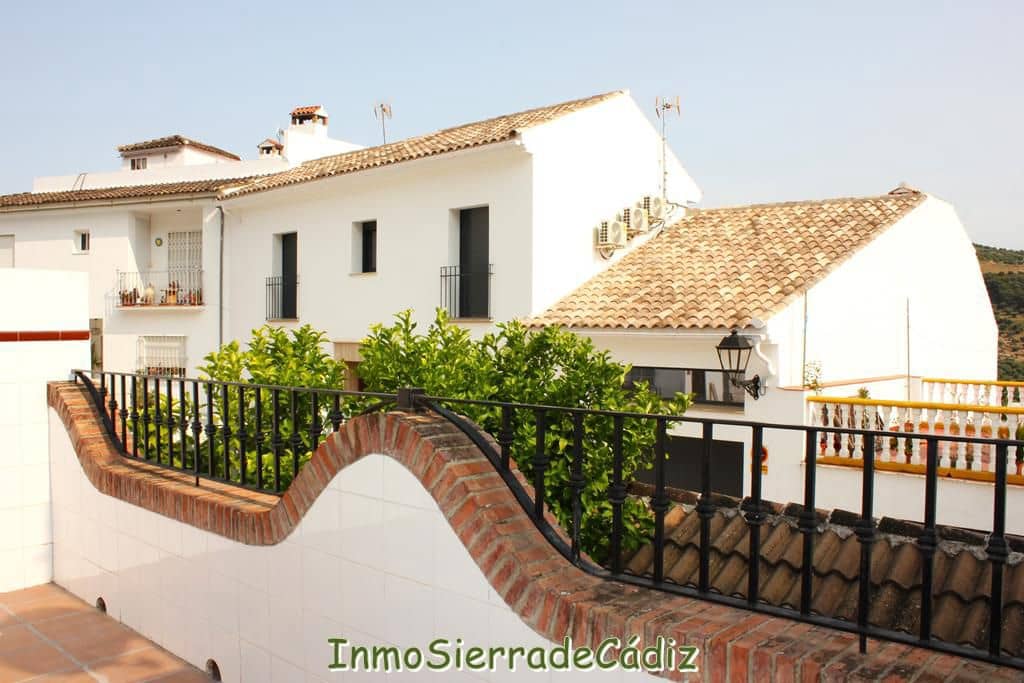 6 soveværelse Byhus til salg i Algodonales med garage - € 220.000 (Ref: 9189214)