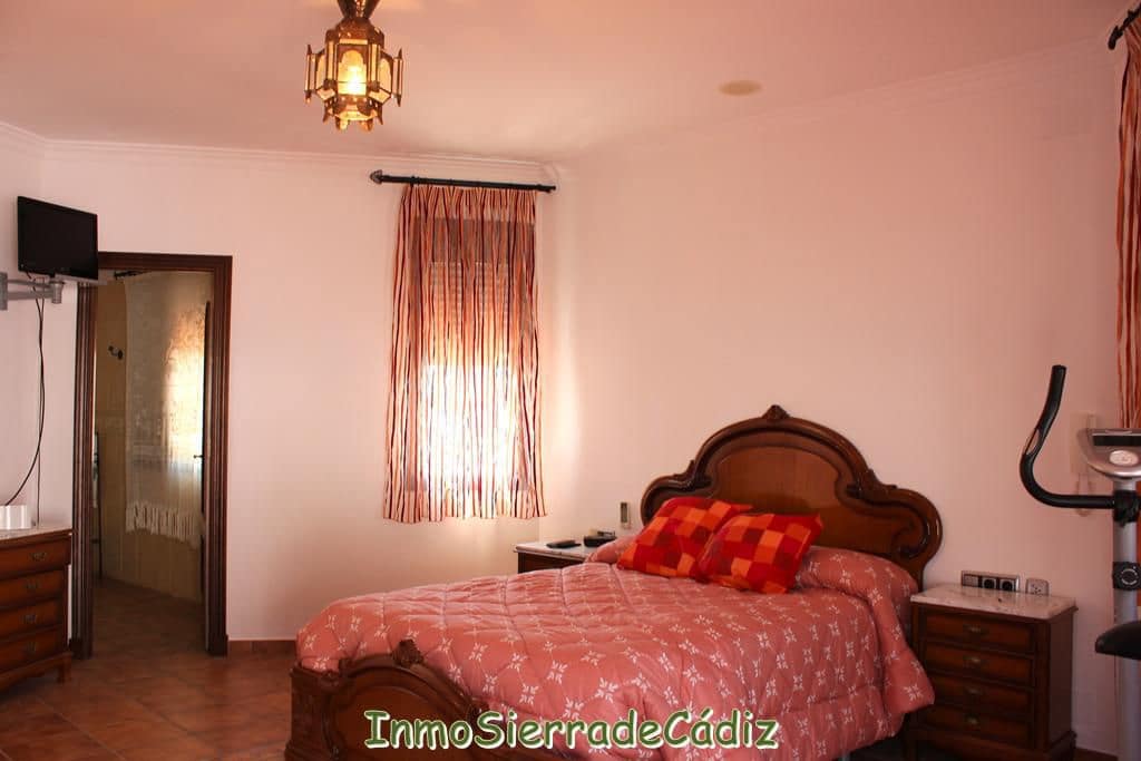 4 soverom Hus til salgs i Algodonales - € 350 000 (Ref: 9217789)