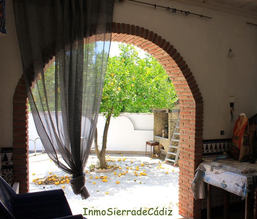 4 soverom Hus til salgs i Algodonales - € 350 000 (Ref: 9217789)