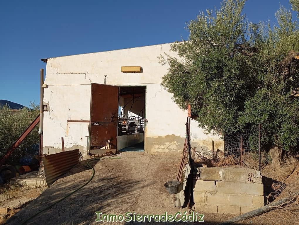 Finca/Landehus til salg i Olvera - € 59.000 (Ref: 9430823)